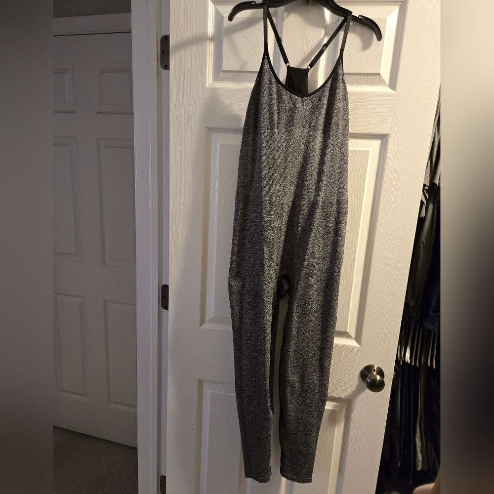 Seamless Bodysuit - Picture 2 of 8